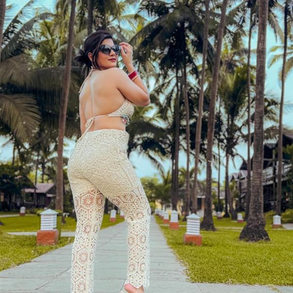 How a Meeting with a Mount Abu Call Girl Can Help Some People Relax